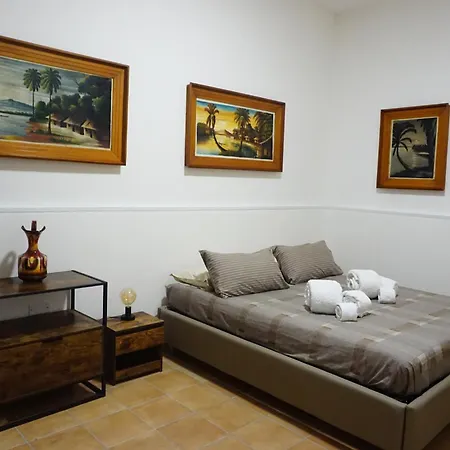Tatil Evi Deltarooms Salerno
